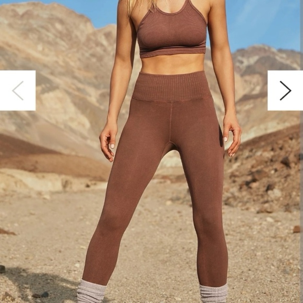 Free People Movement Good Karma Leggings High‎ waisted size M Brown - Picture 4 of 8